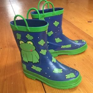 Froggy rain boots